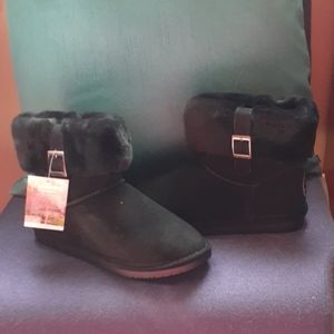 Bearpaw Size 10 Boots